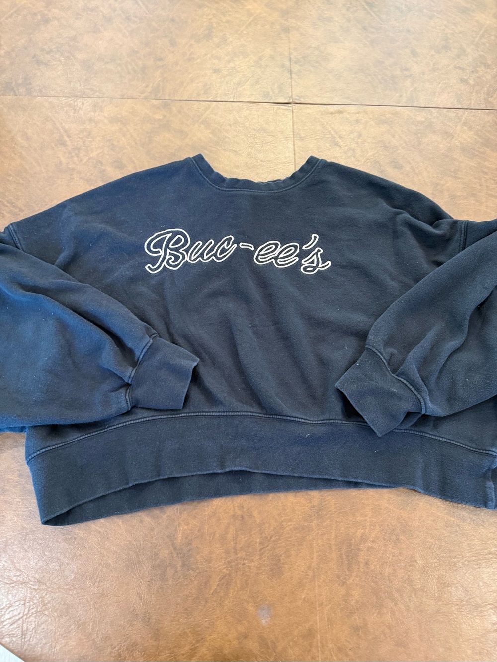 Buc-ee’s Women’s Black Crewneck Sweatshirt Size XL